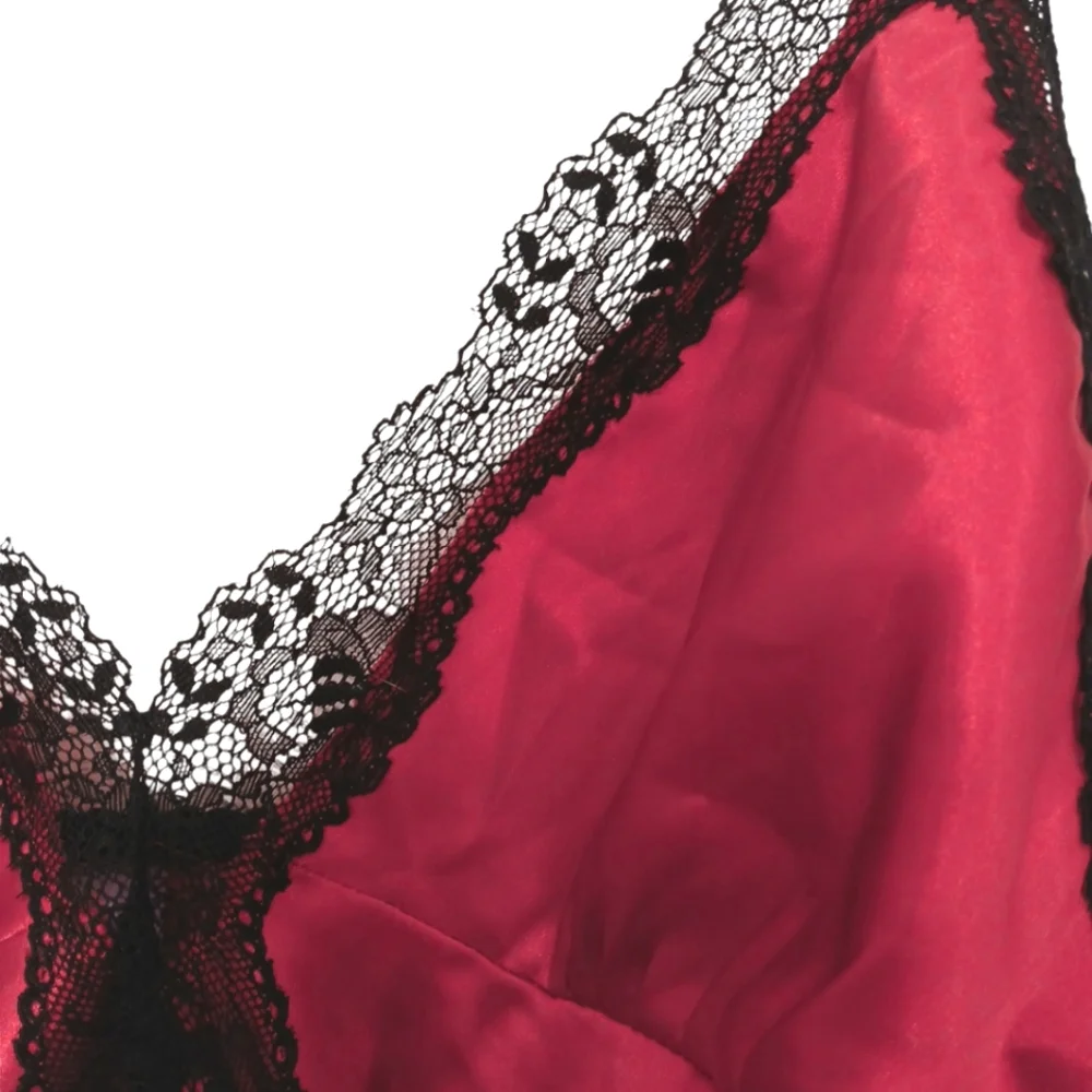 Lilac+London Satin Pajama Cami Set Size L Red Black Lace‎ Top & Shorts Romantic